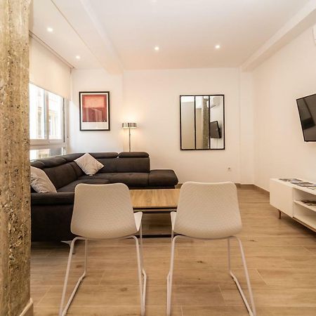 Luxury Apartment Soho By Nagoa Homes Малага Екстериор снимка