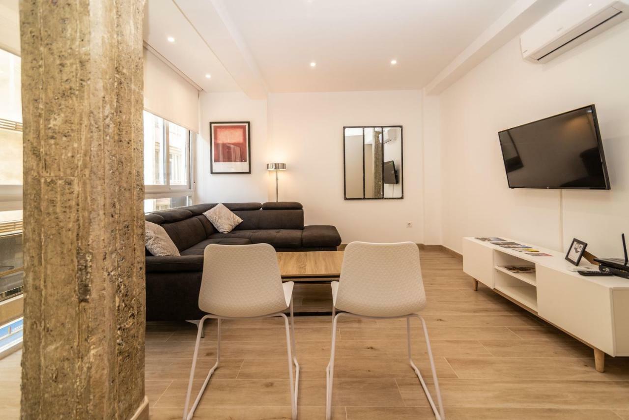 Luxury Apartment Soho By Nagoa Homes Малага Екстериор снимка